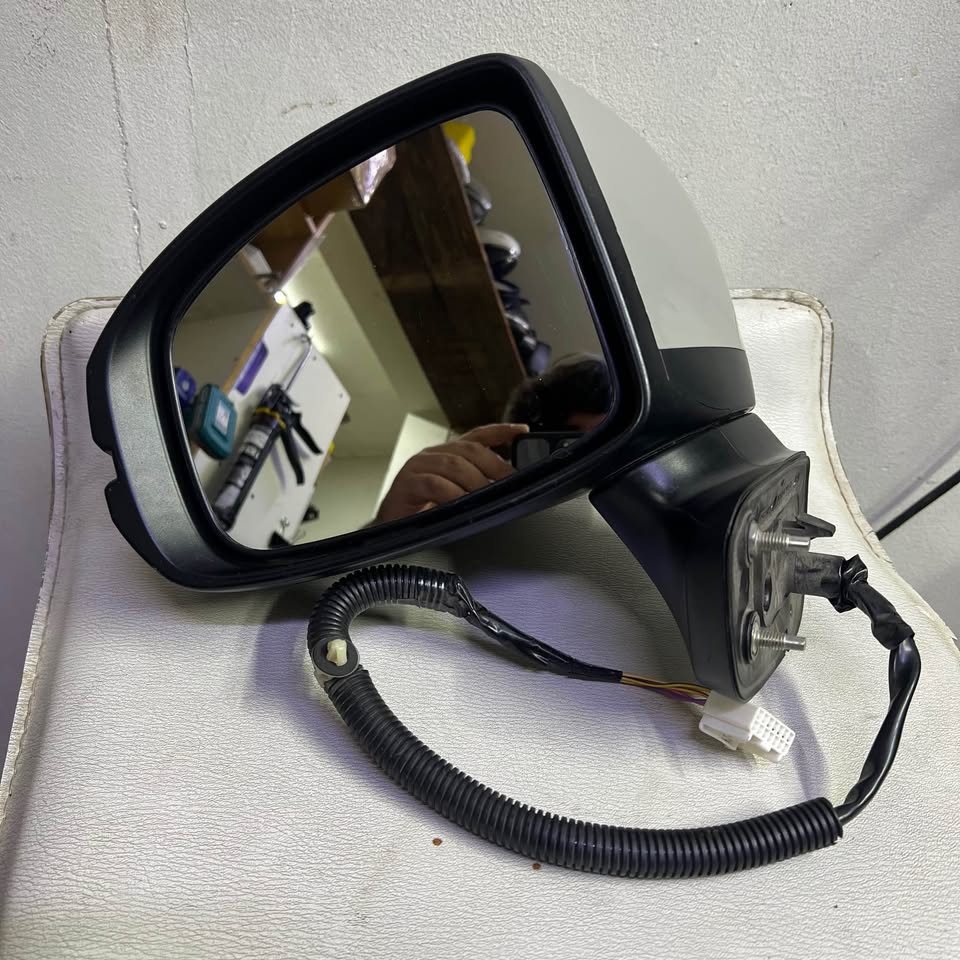 Espejo Retrovisor Honda WRV LH Chofer Original
