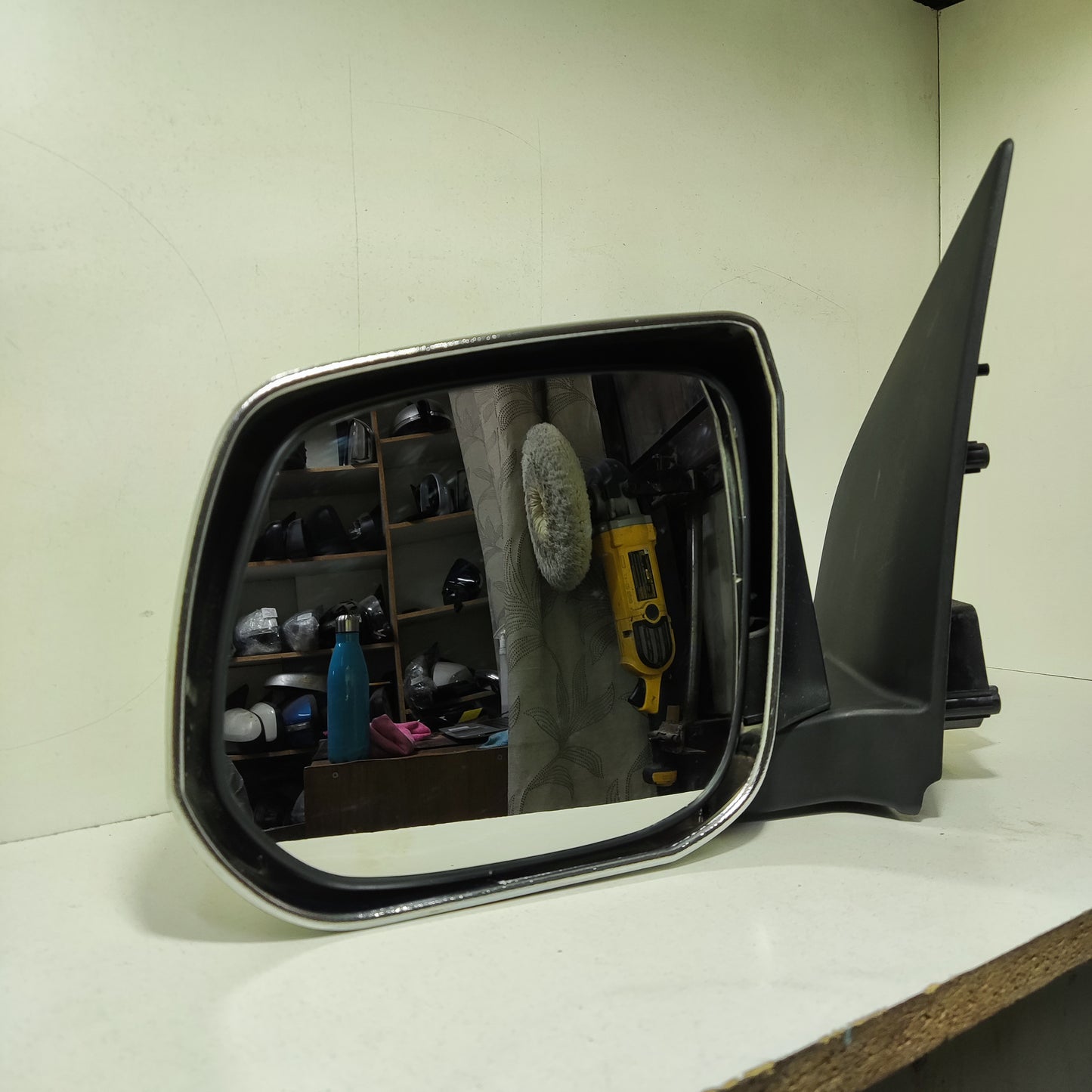 Espejo retrovisor LH Chevrolet D-MAX