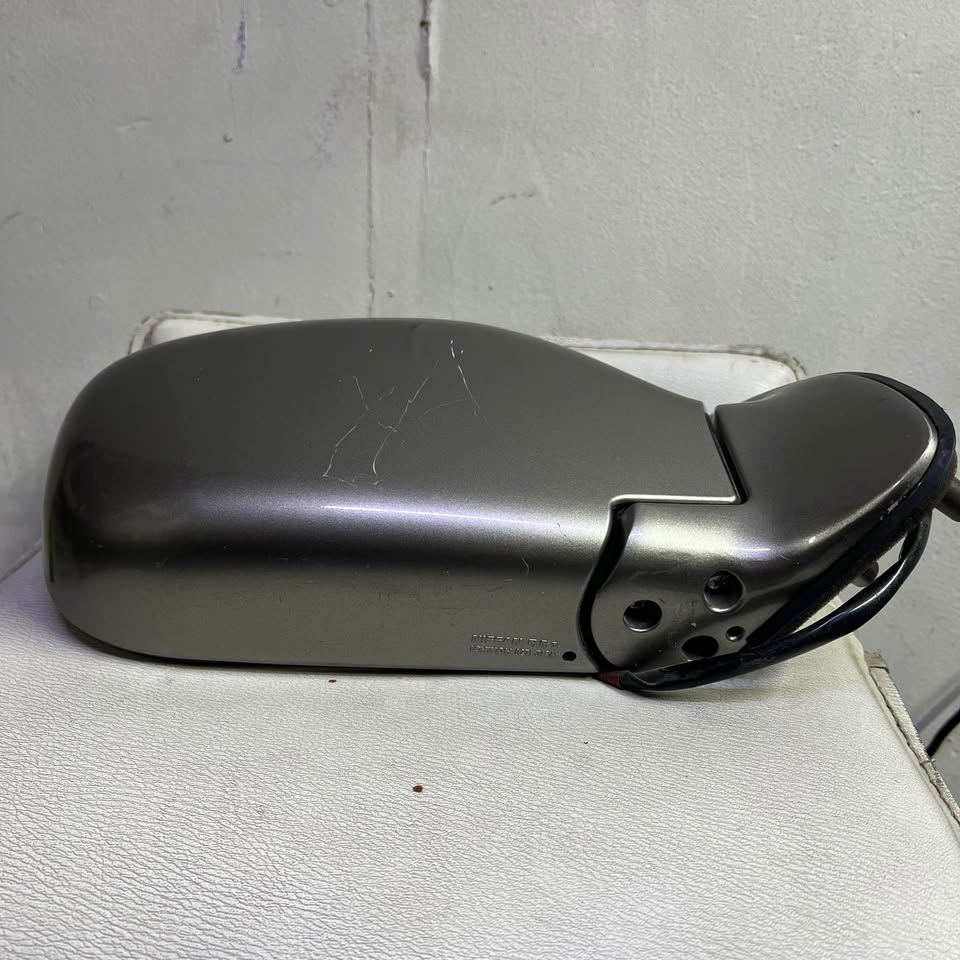 Espejo retrovisor Nissan Pathfinder